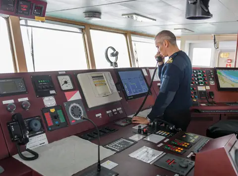 Crew & control areas