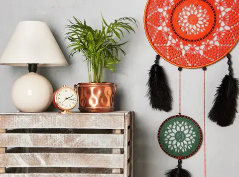 Decor and accessories