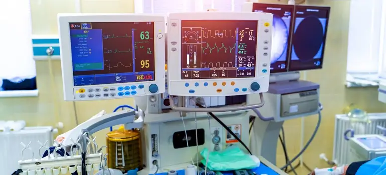 আইসিইউ ও সিসিইউ (ICU & CCU)