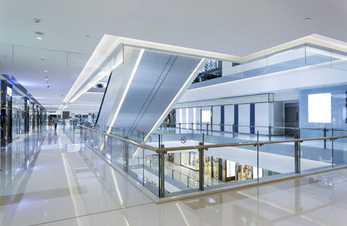 Luxury shopping center interior design: 